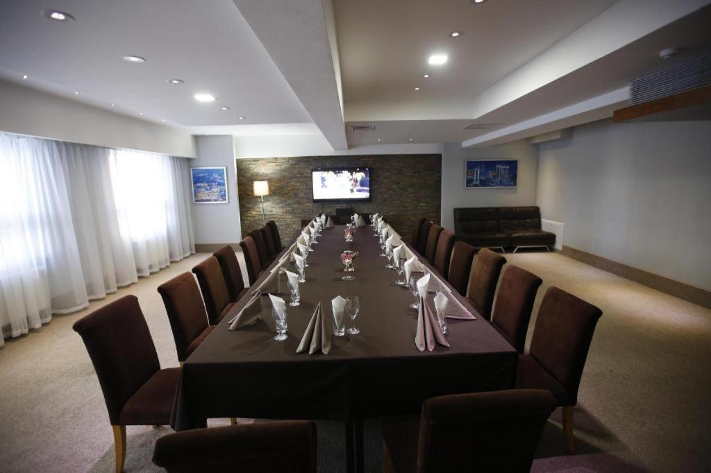 The Corporate Hotel And Convention Centre Ulaanbaatar Ngoại thất bức ảnh