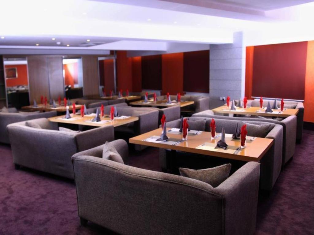 The Corporate Hotel And Convention Centre Ulaanbaatar Ngoại thất bức ảnh