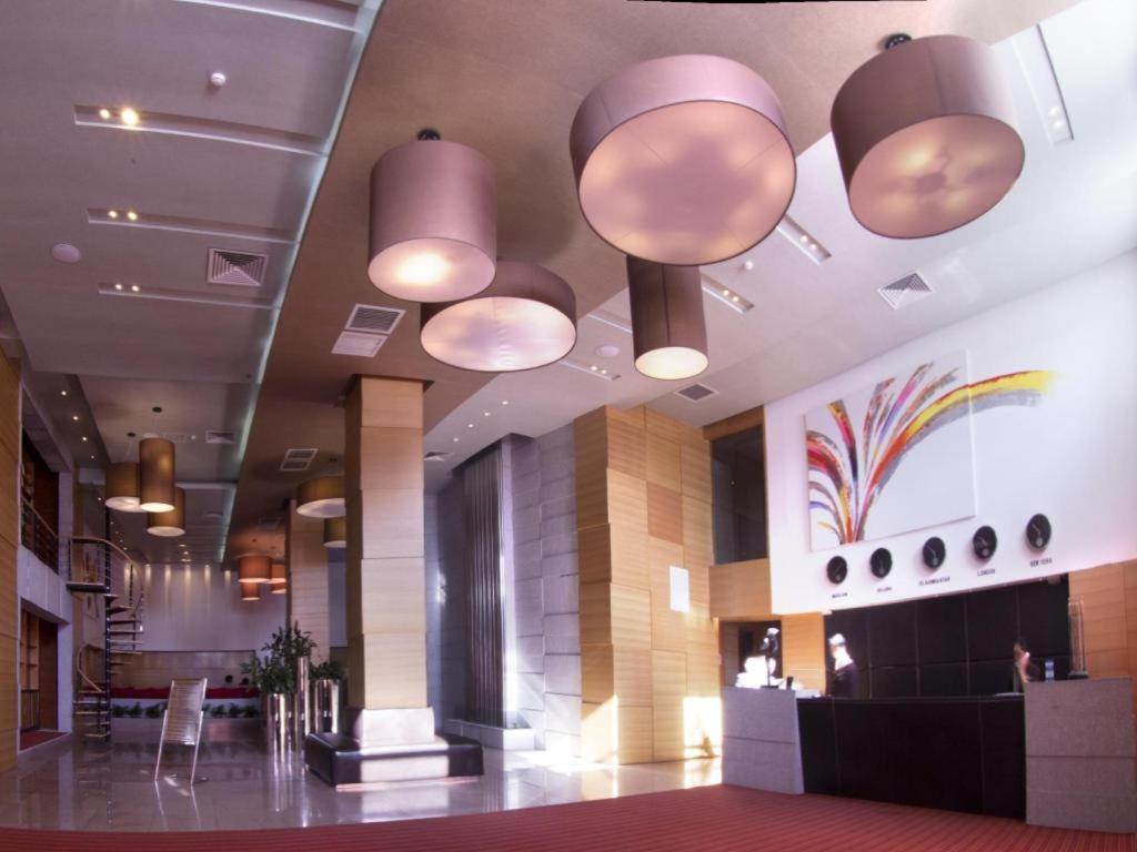 The Corporate Hotel And Convention Centre Ulaanbaatar Ngoại thất bức ảnh