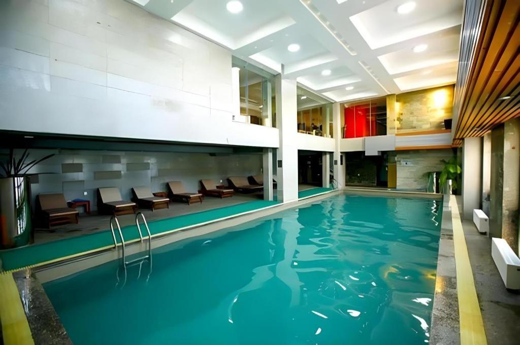 The Corporate Hotel And Convention Centre Ulaanbaatar Ngoại thất bức ảnh